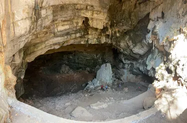 Galería Las Grutas de San Sebastián 1